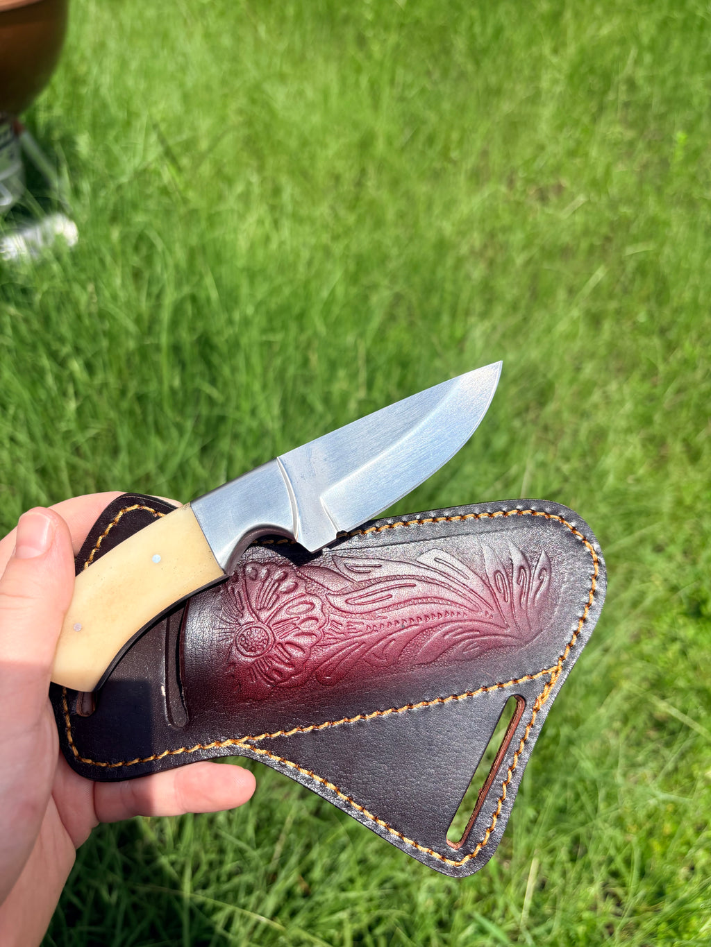 Straightback Fixed Blade (sheath included)