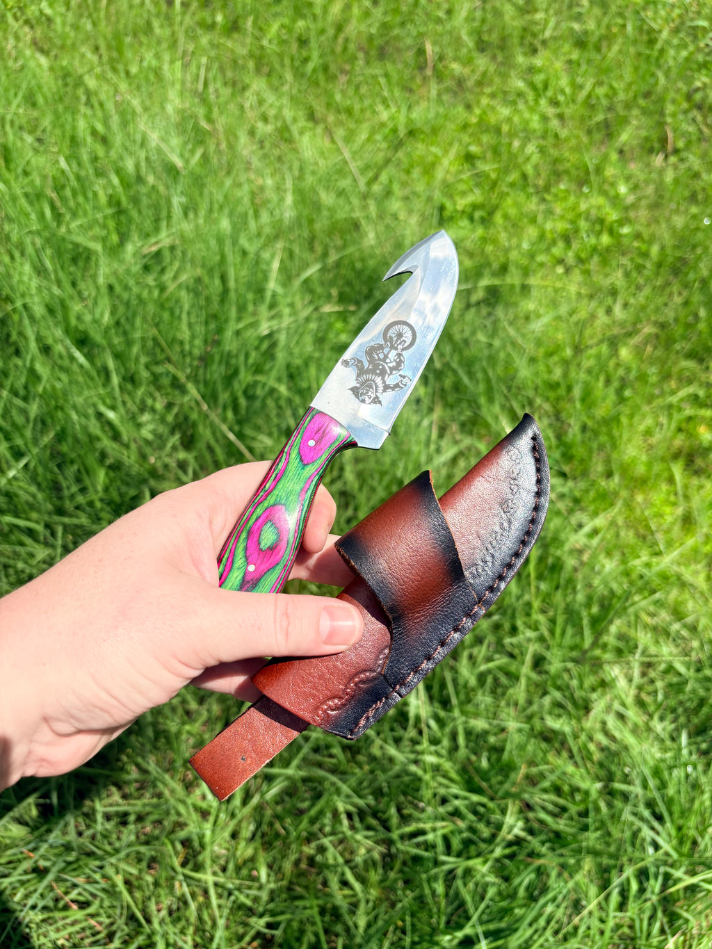 Laser Engraved Gut Hook Fixed Blade (sheath included)